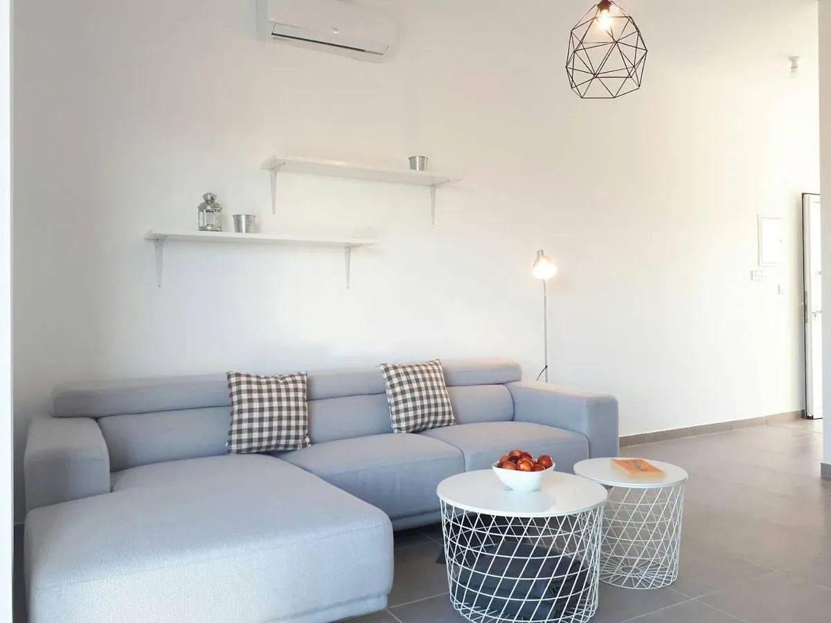 Gorgeous Apt In A Supreme Location In Protaras! Apartment
